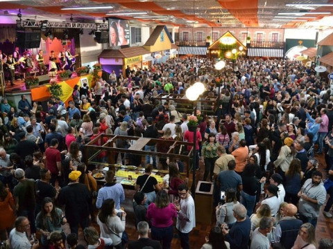 Festiqueijo -  Caxias do Sul, Farroupilha e Carlos Barbosa II - 